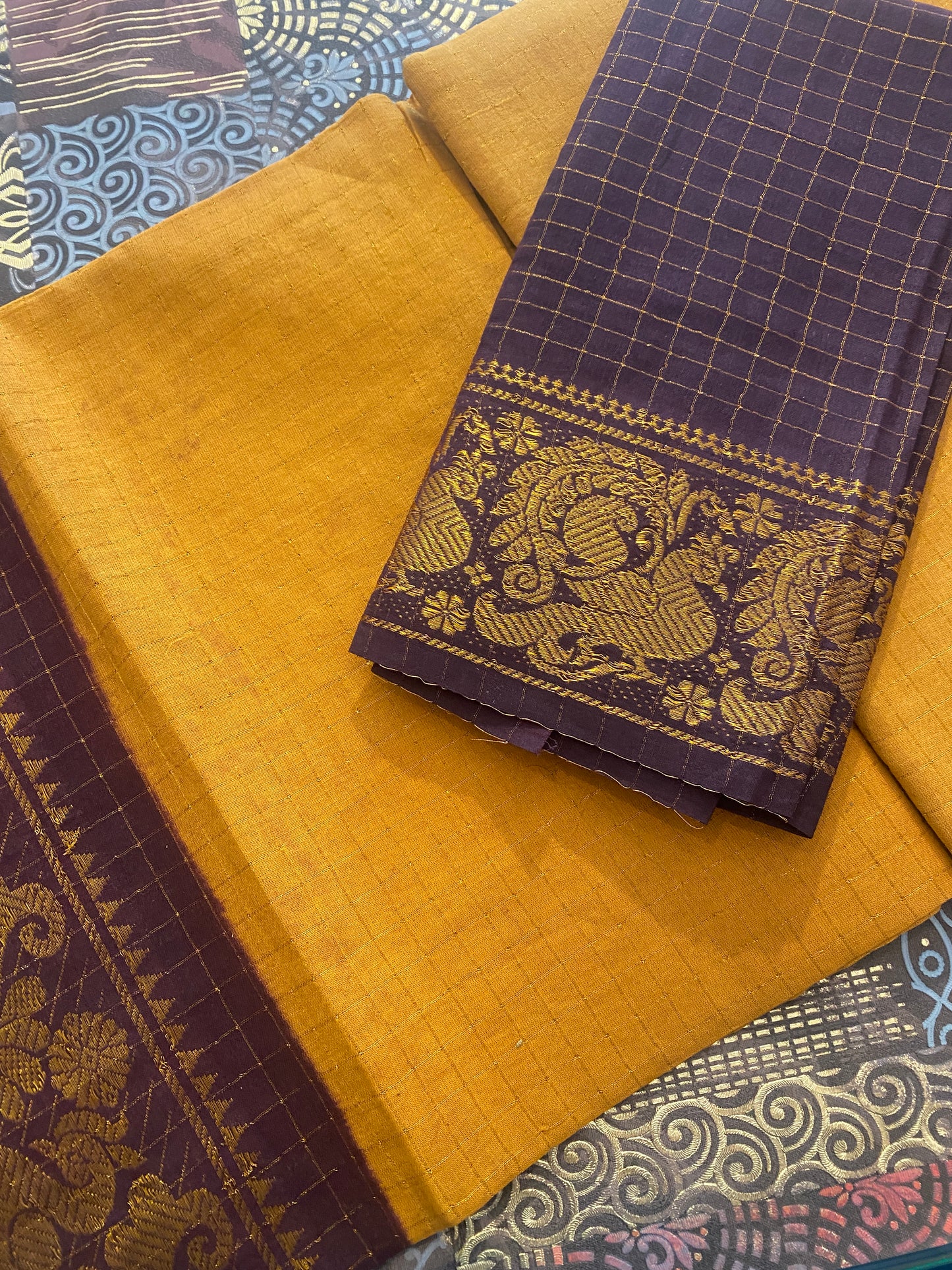 Madurai Sungudi Saree ( With Blouse )