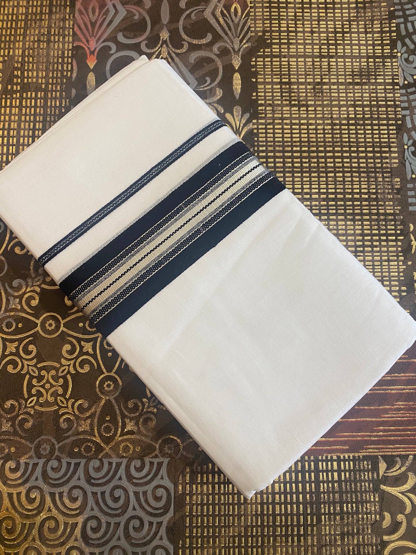Handloom Double Dhothi ( Black & Silver Zari Border )