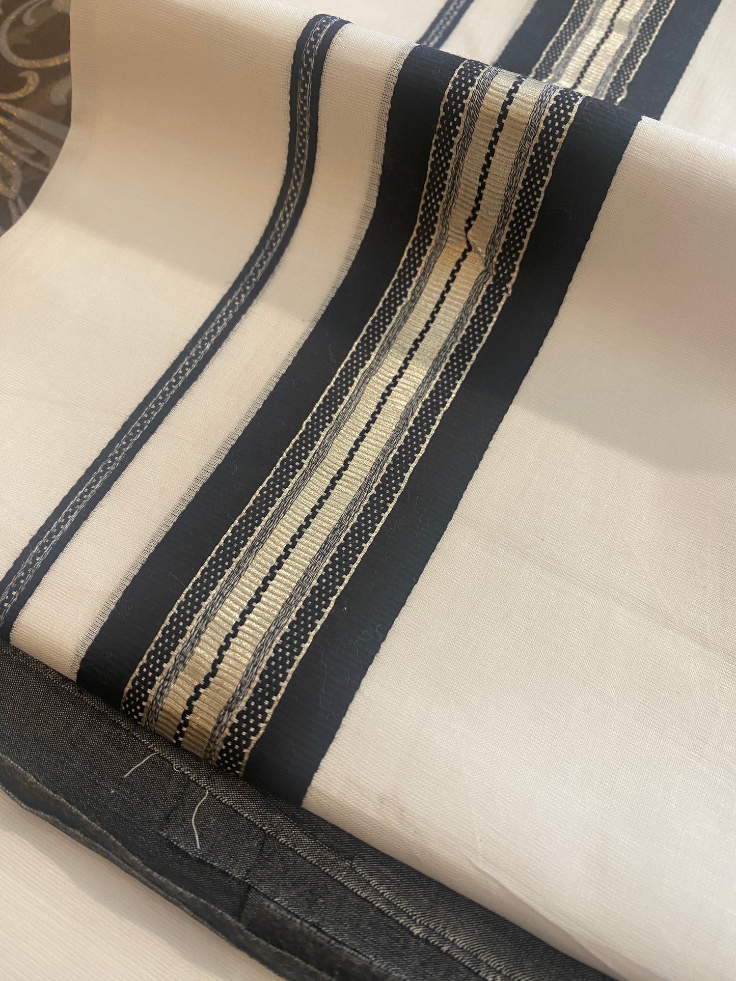 Handloom Double Dhothi ( Black & Silver Zari Border )