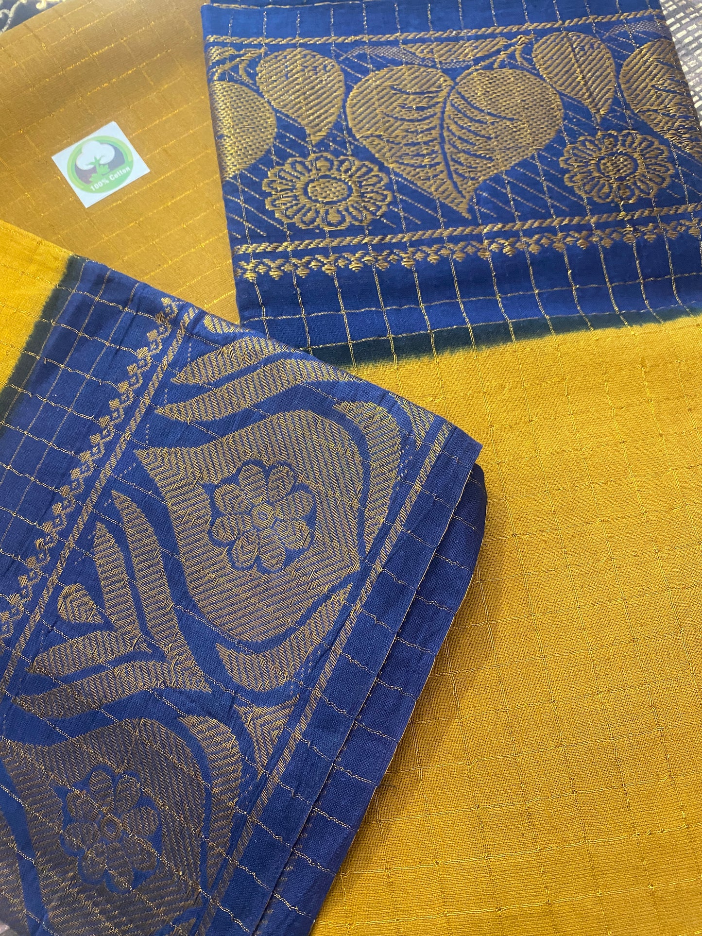 Madurai Sungudi Saree ( With Blouse )