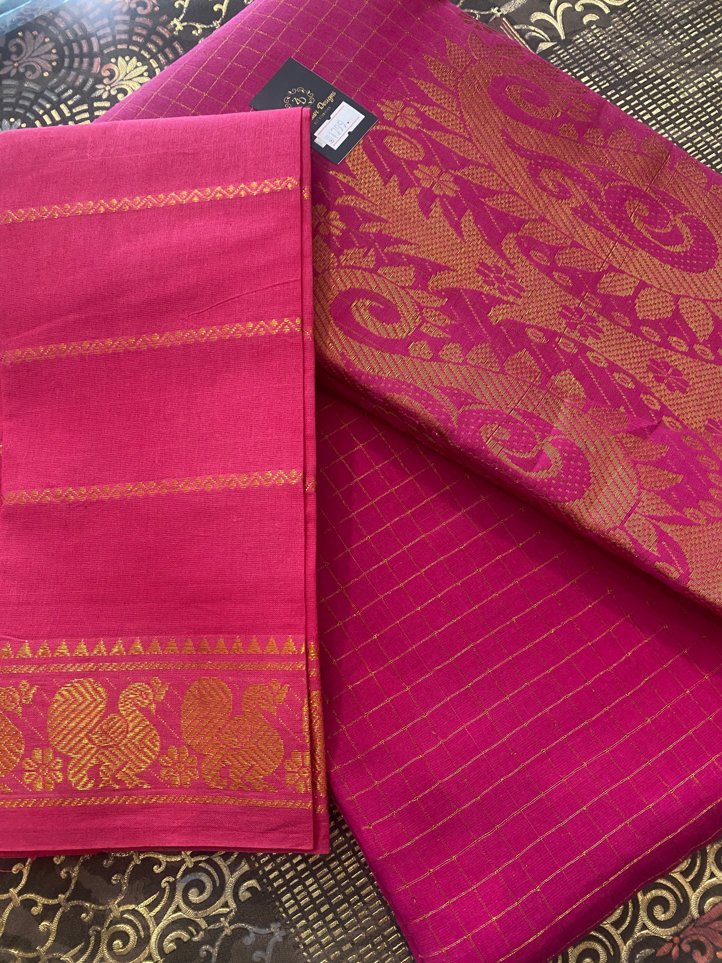 Madurai Sungudi Saree ( With Blouse )
