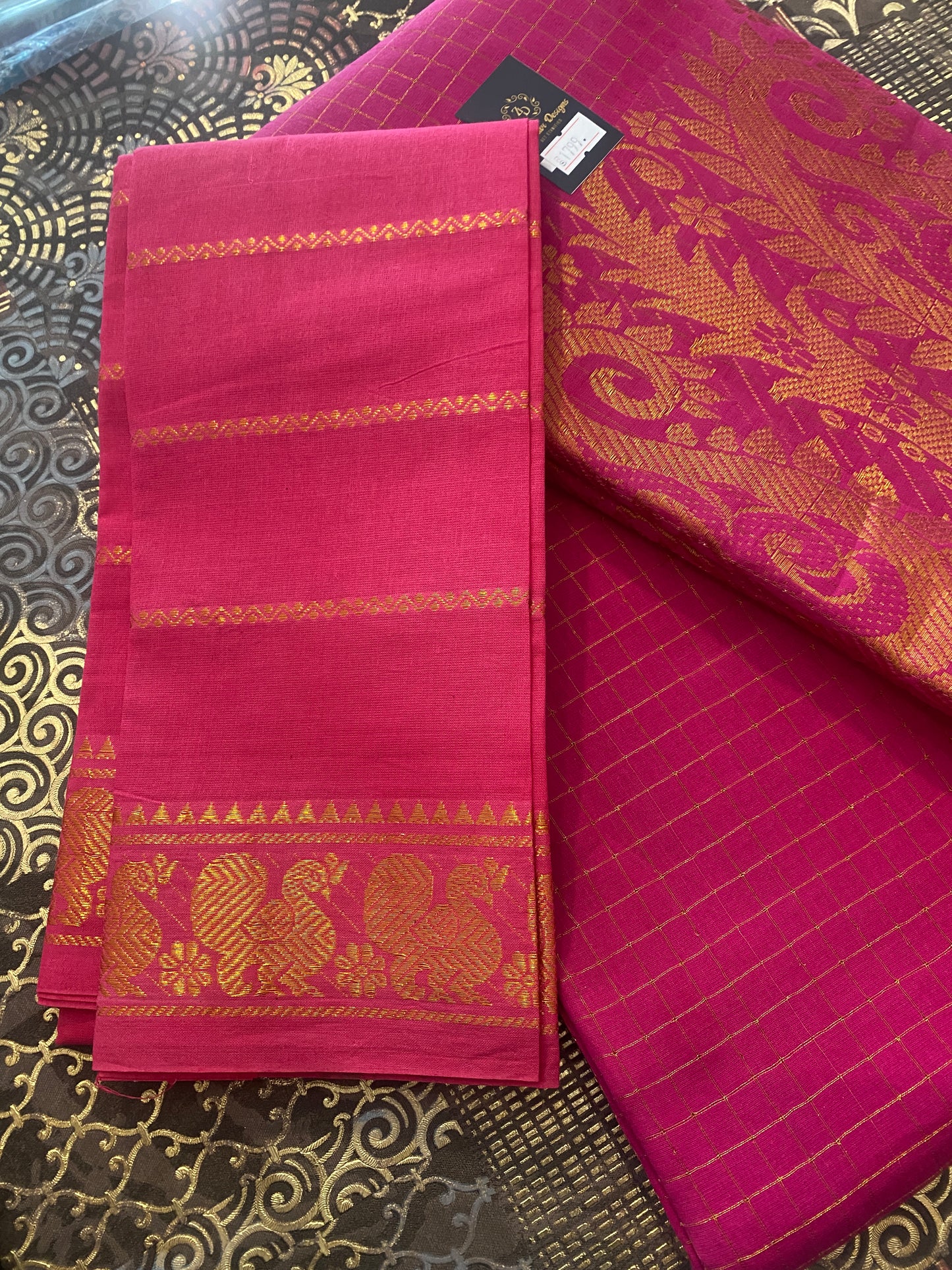Madurai Sungudi Saree ( With Blouse )
