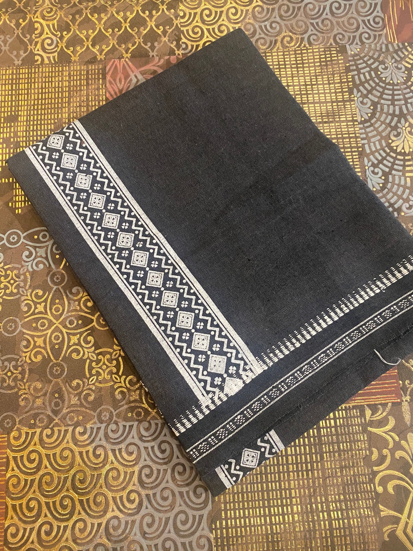 Colour Dhothi With Printed Kara