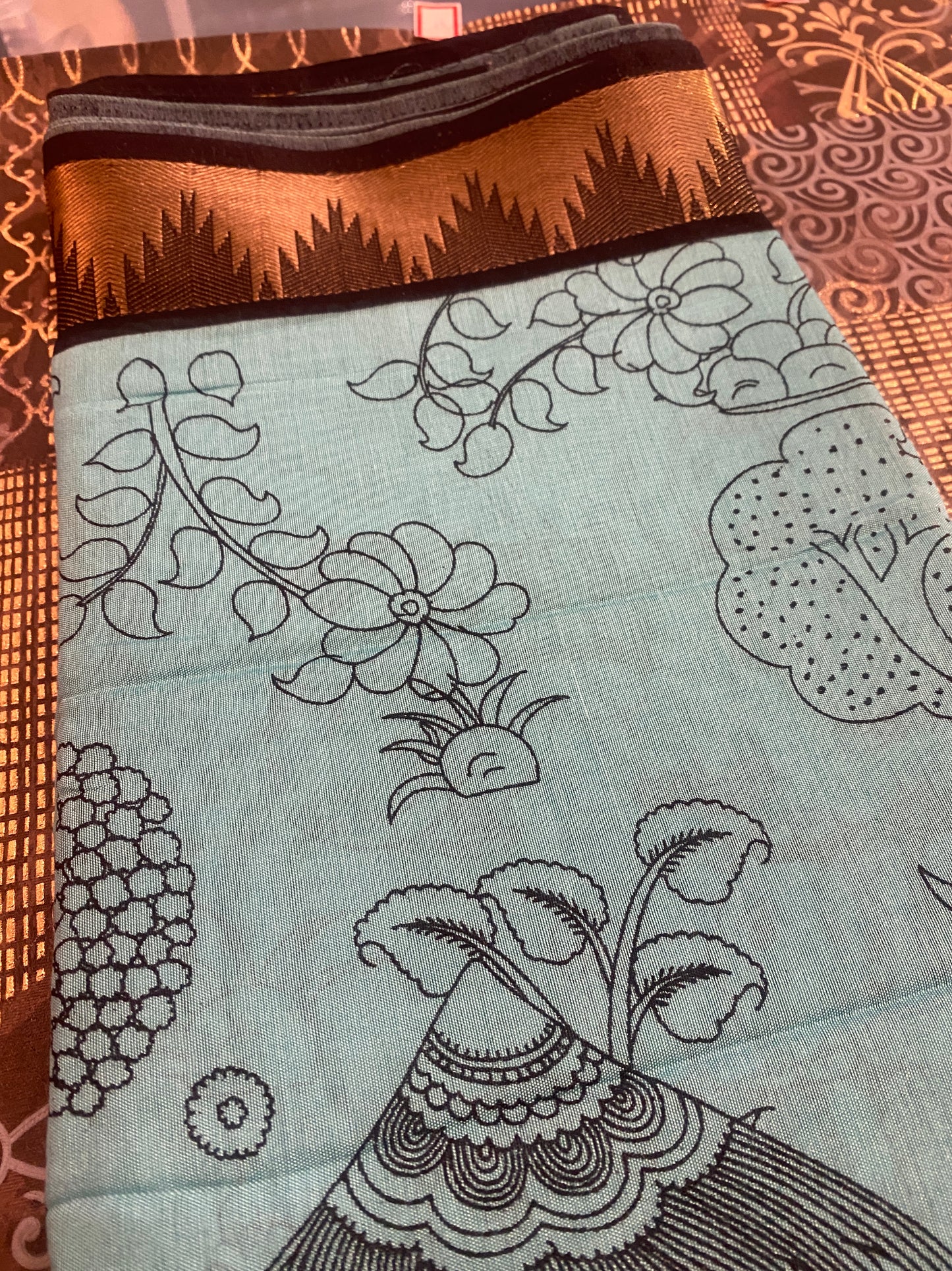 Handcrafted Pen Kalamkari Saree