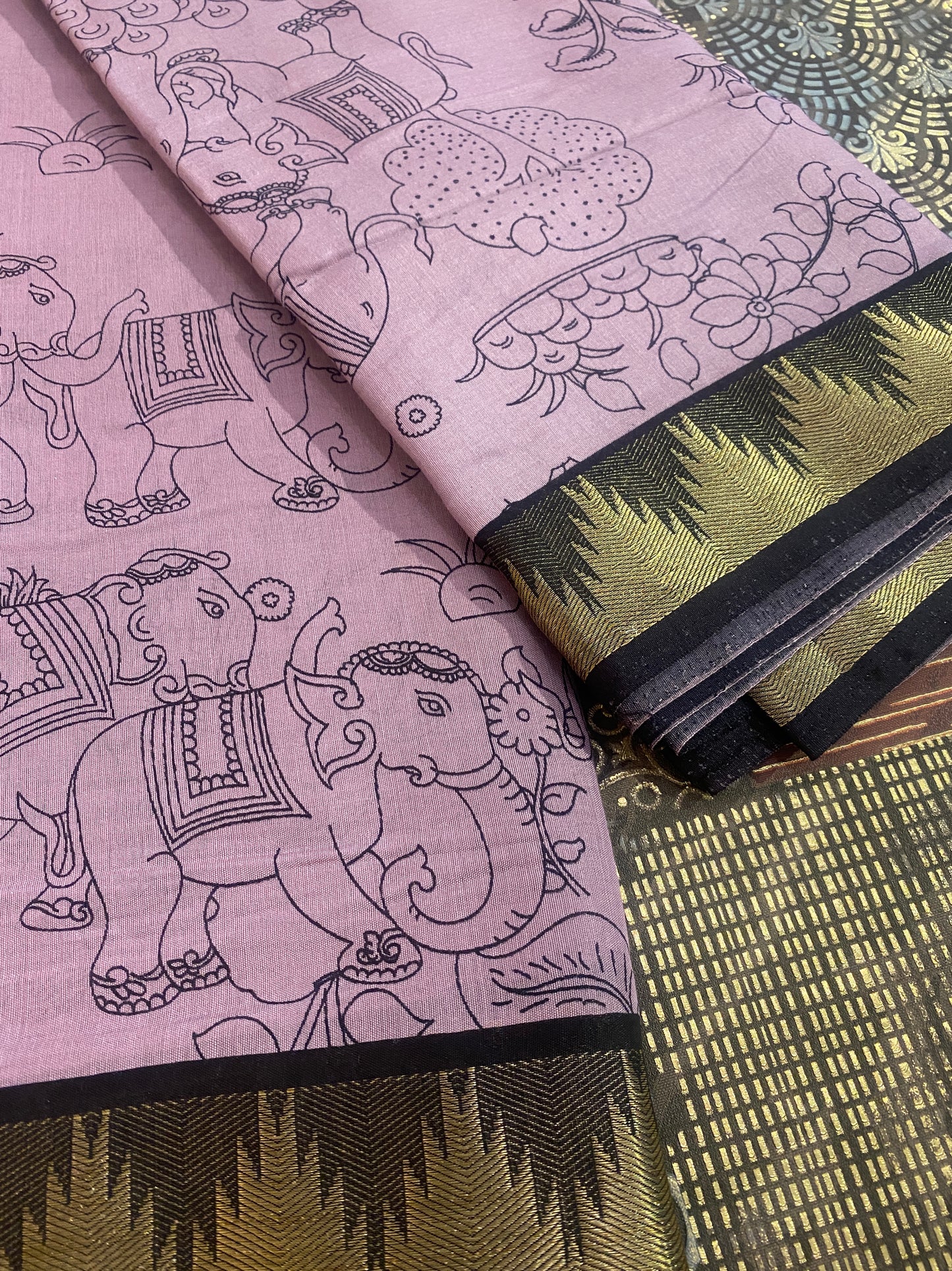 Handcrafted Pen Kalamkari Saree