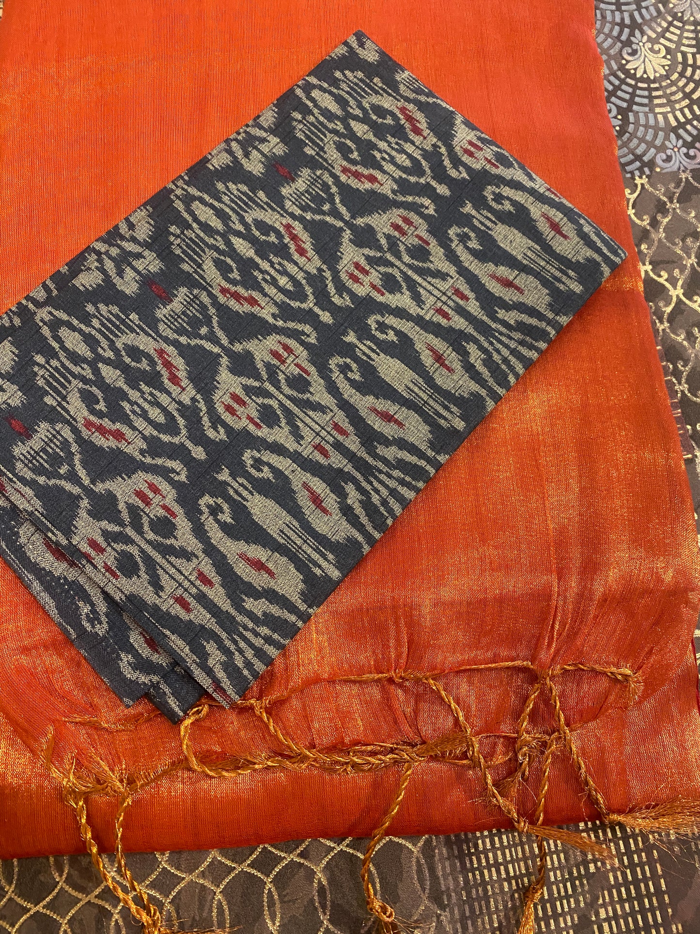 Soft Tissue Saree WIth Blouse