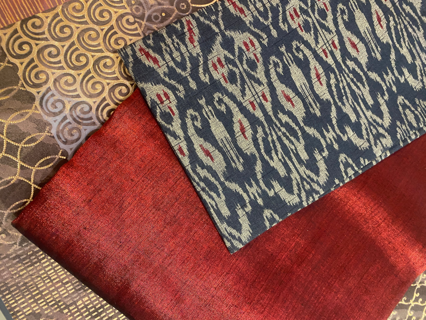 Soft Tissue Saree With Blouse