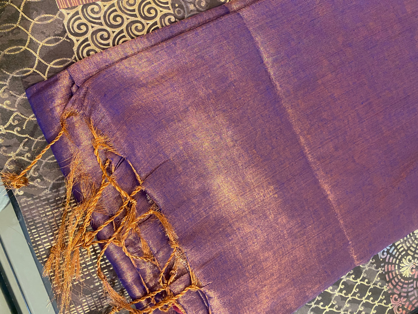 Soft Tissue Saree With Blouse