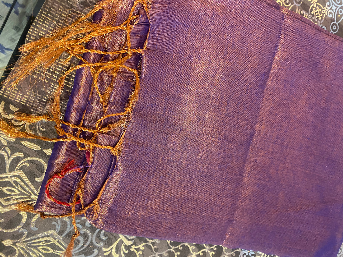 Soft Tissue Saree With Blouse