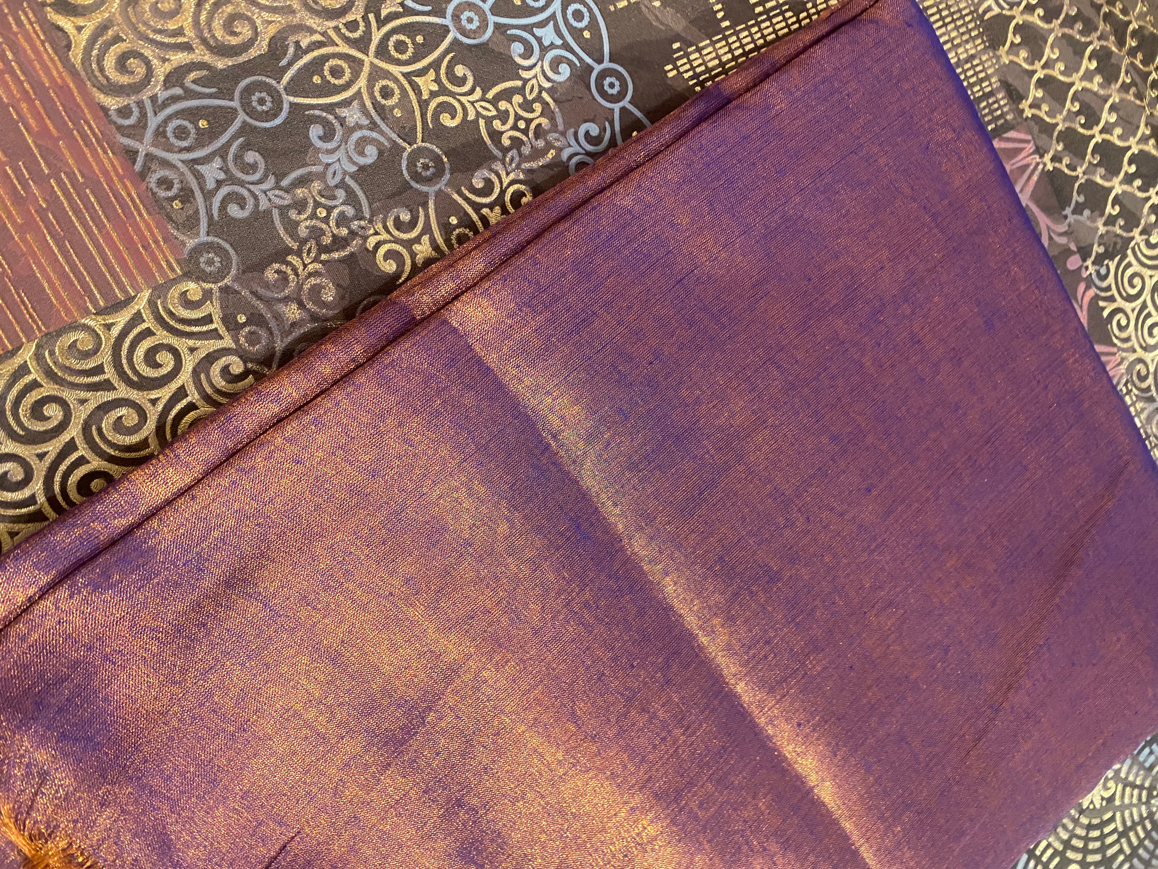 Soft Tissue Saree With Blouse
