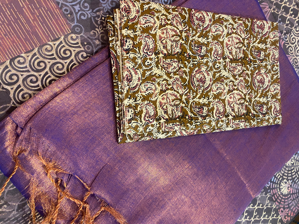 Soft Tissue Saree With Blouse