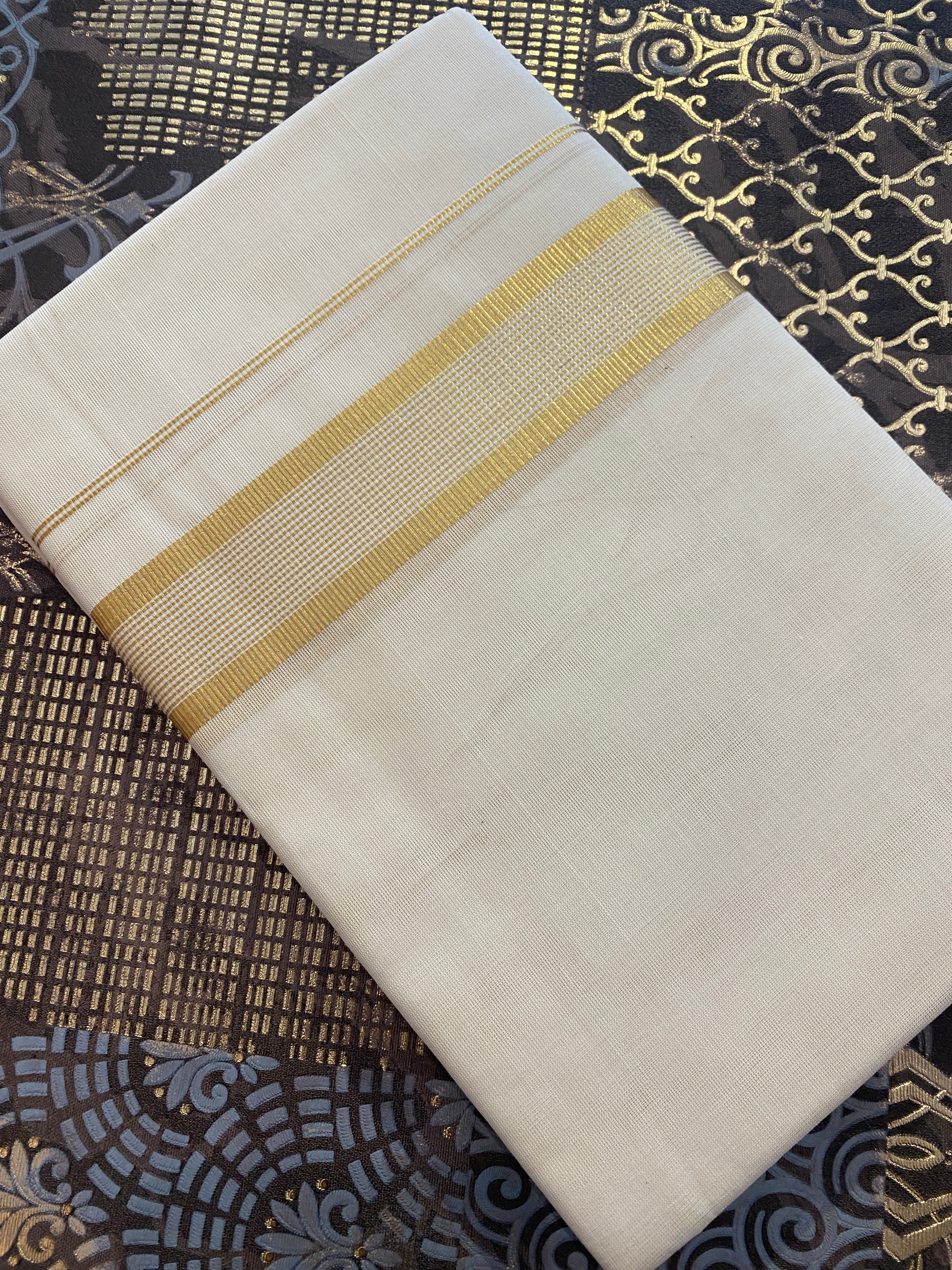 Hiranya H002 – Golden Kasavu Dhoti
