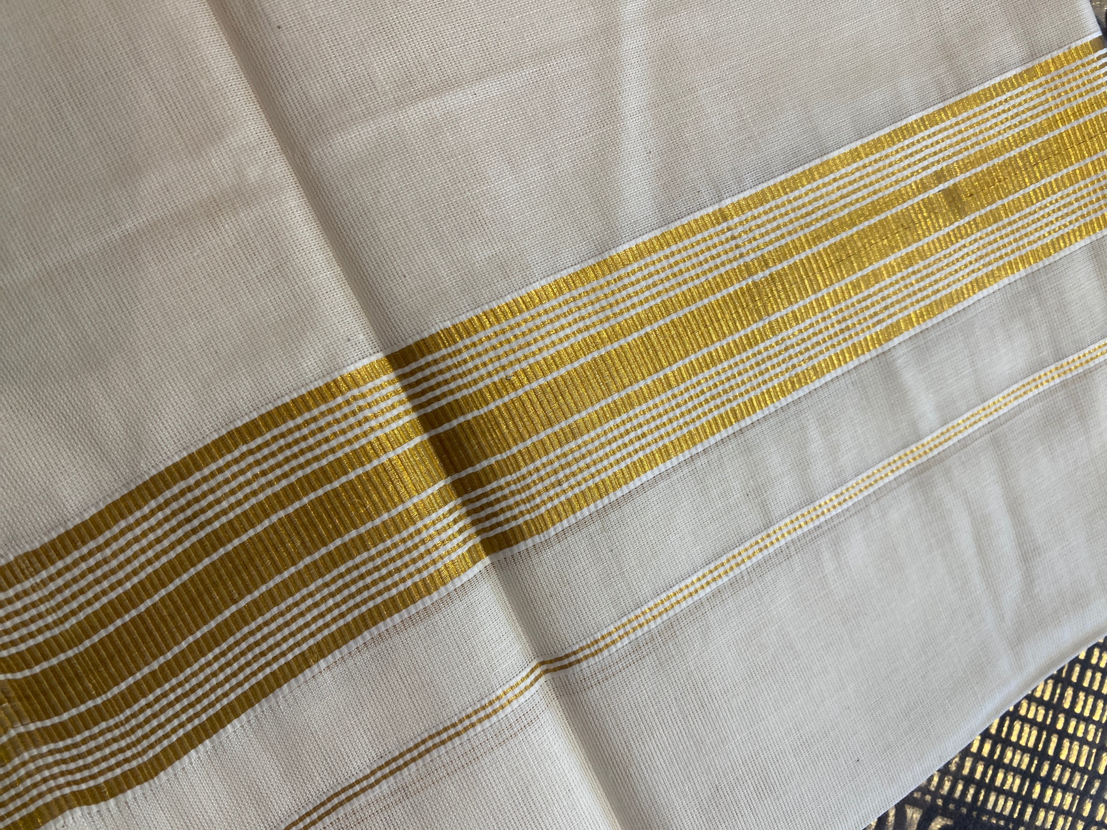 Hiranya H007 – Golden Kasavu Dhoti