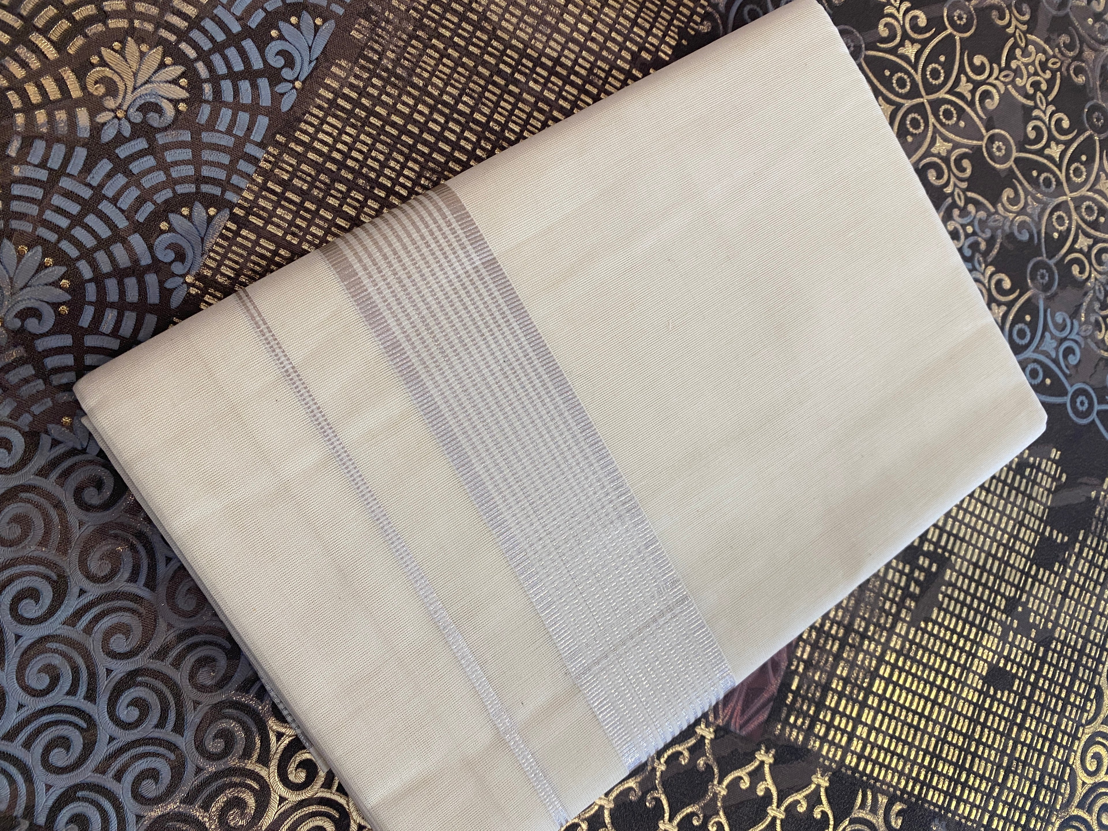Rajatha R002 - Silver Zari Border Dhoti
