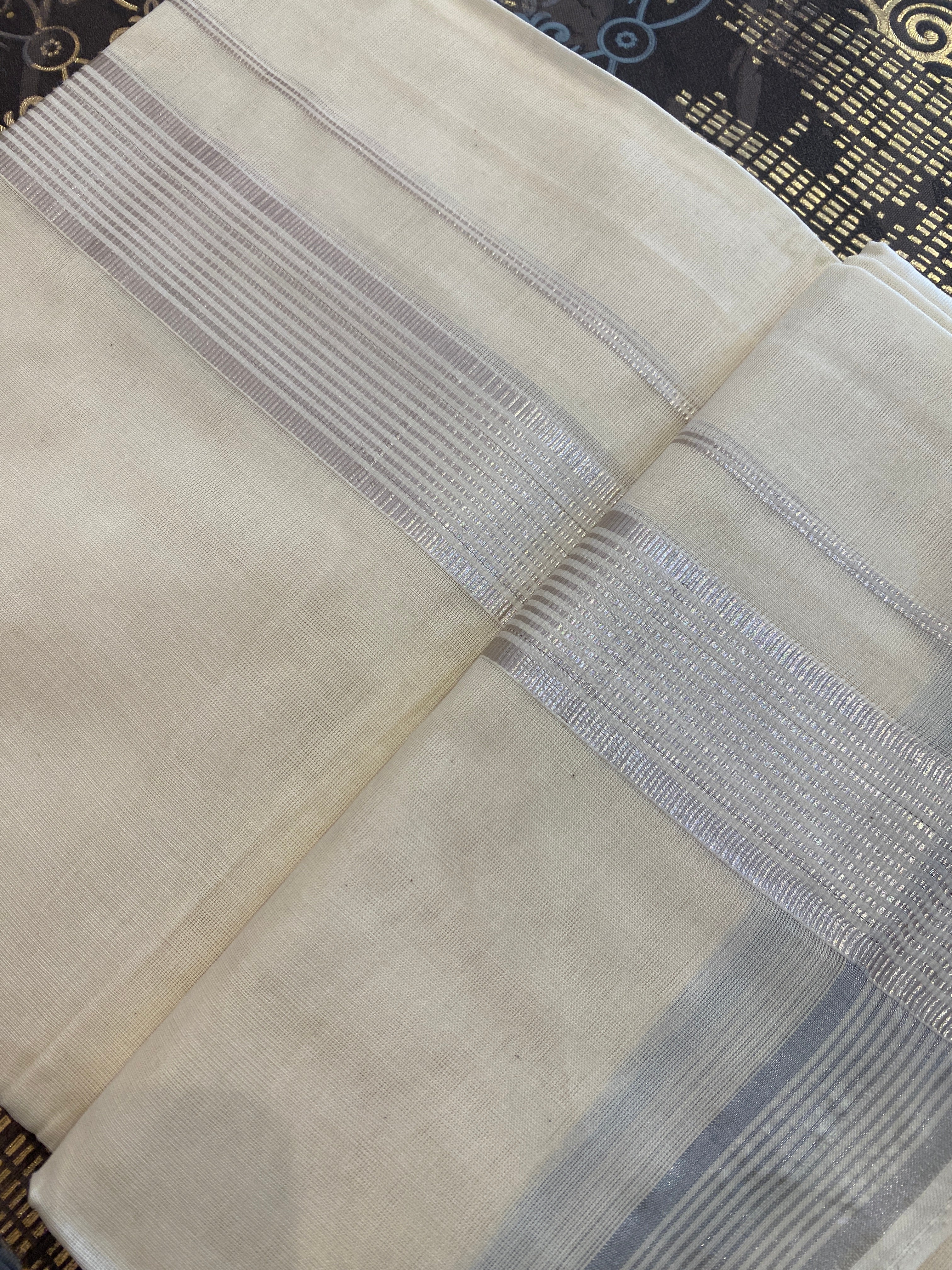 Rajatha R002 - Silver Zari Border Dhoti