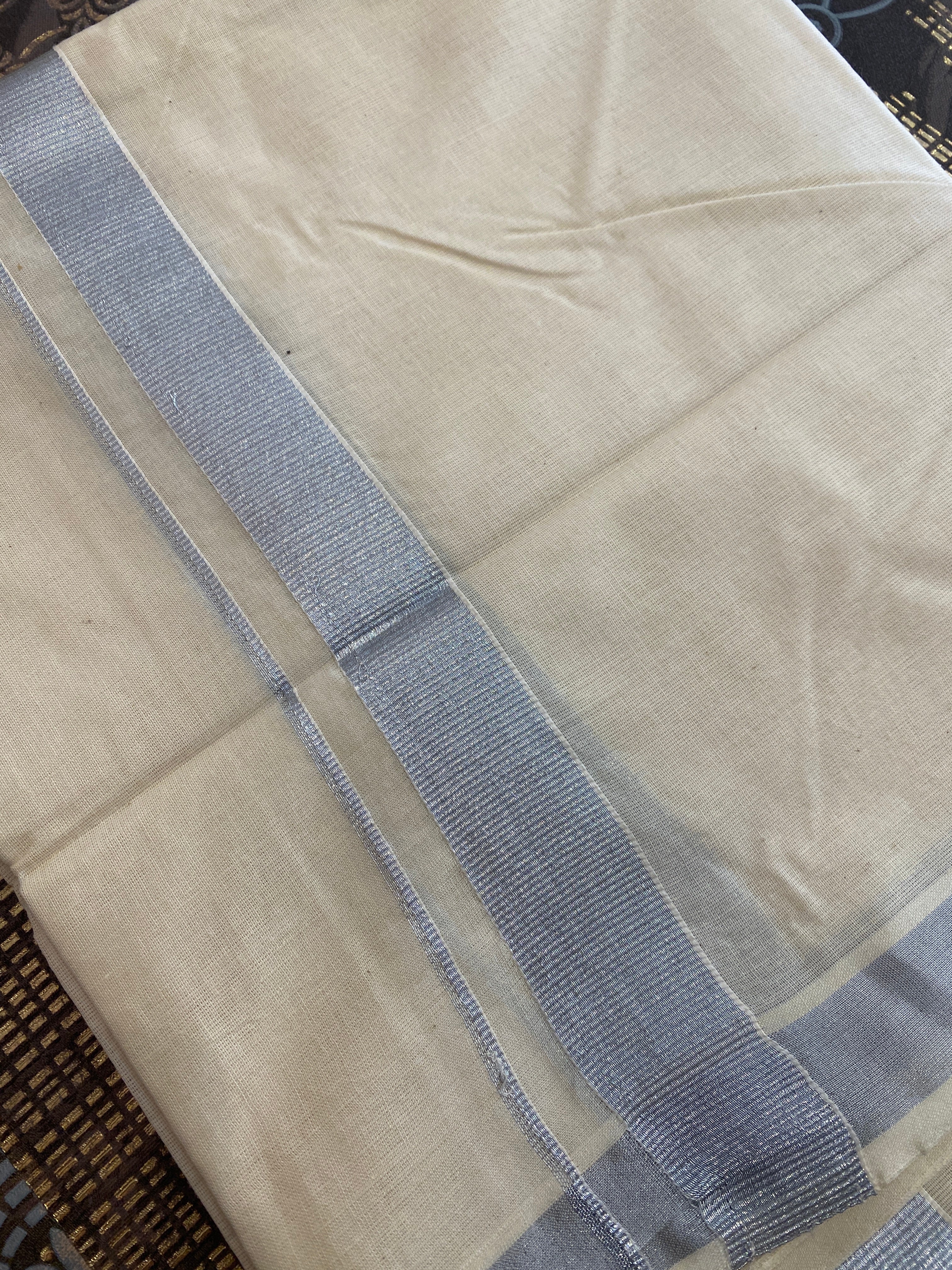 Rajatha R003 - Silver Zari Border Dhoti