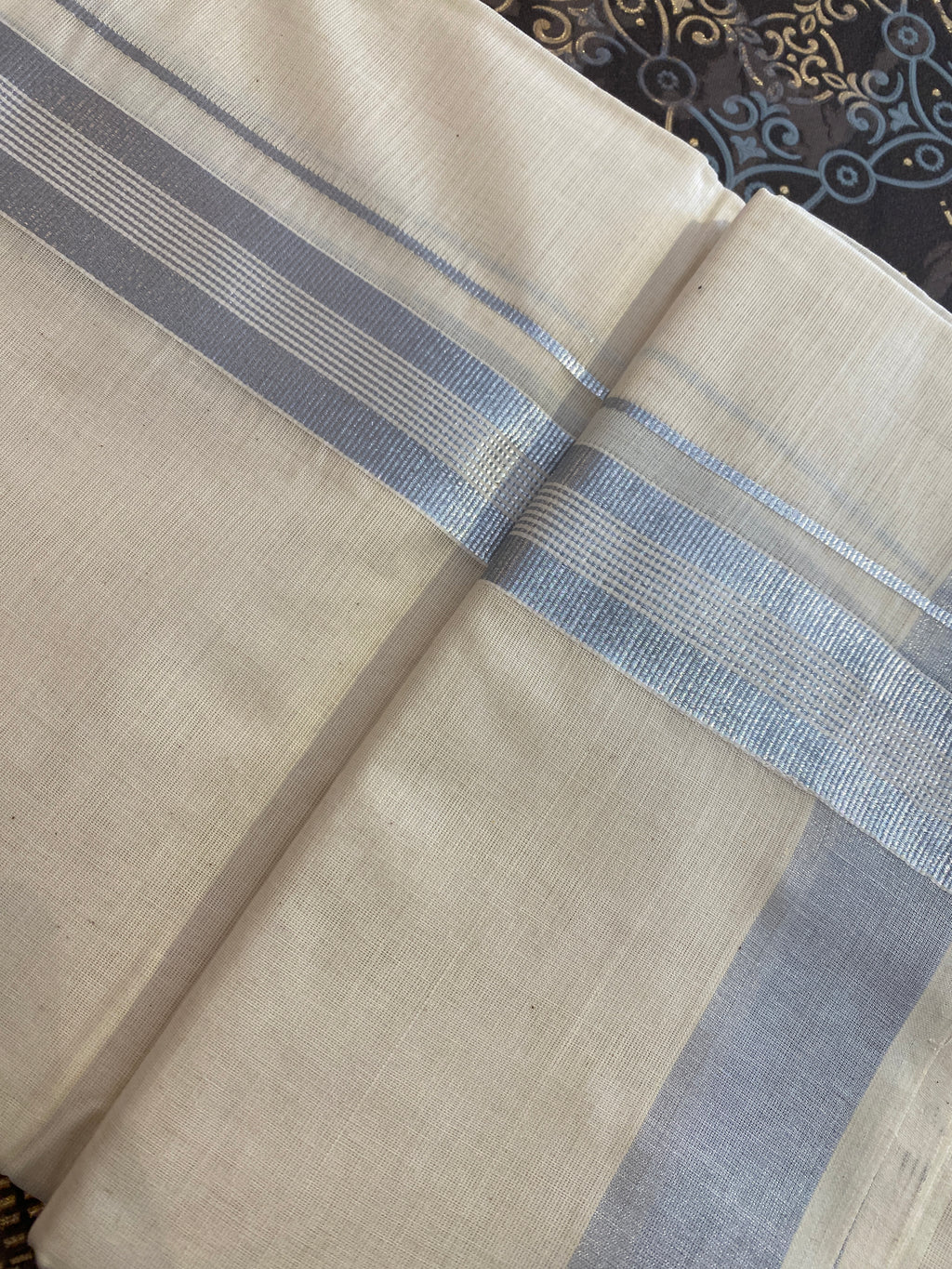 Rajatha R004 - Silver Zari Border Dhoti