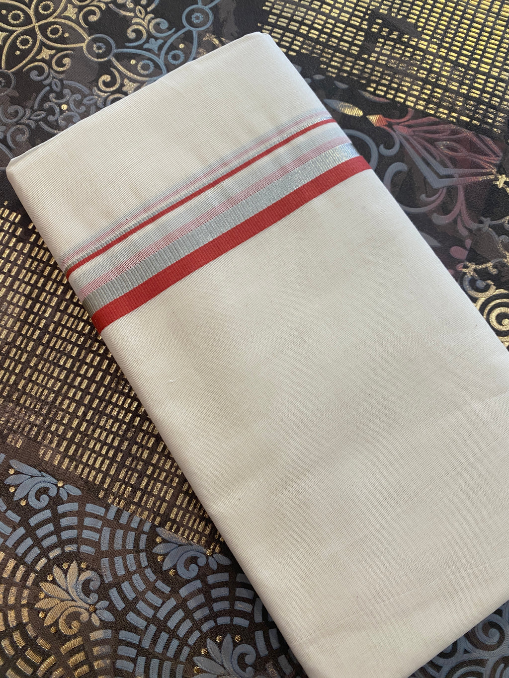 Rajatha R008 – Ruby Kara Silver Kasavu Dhoti