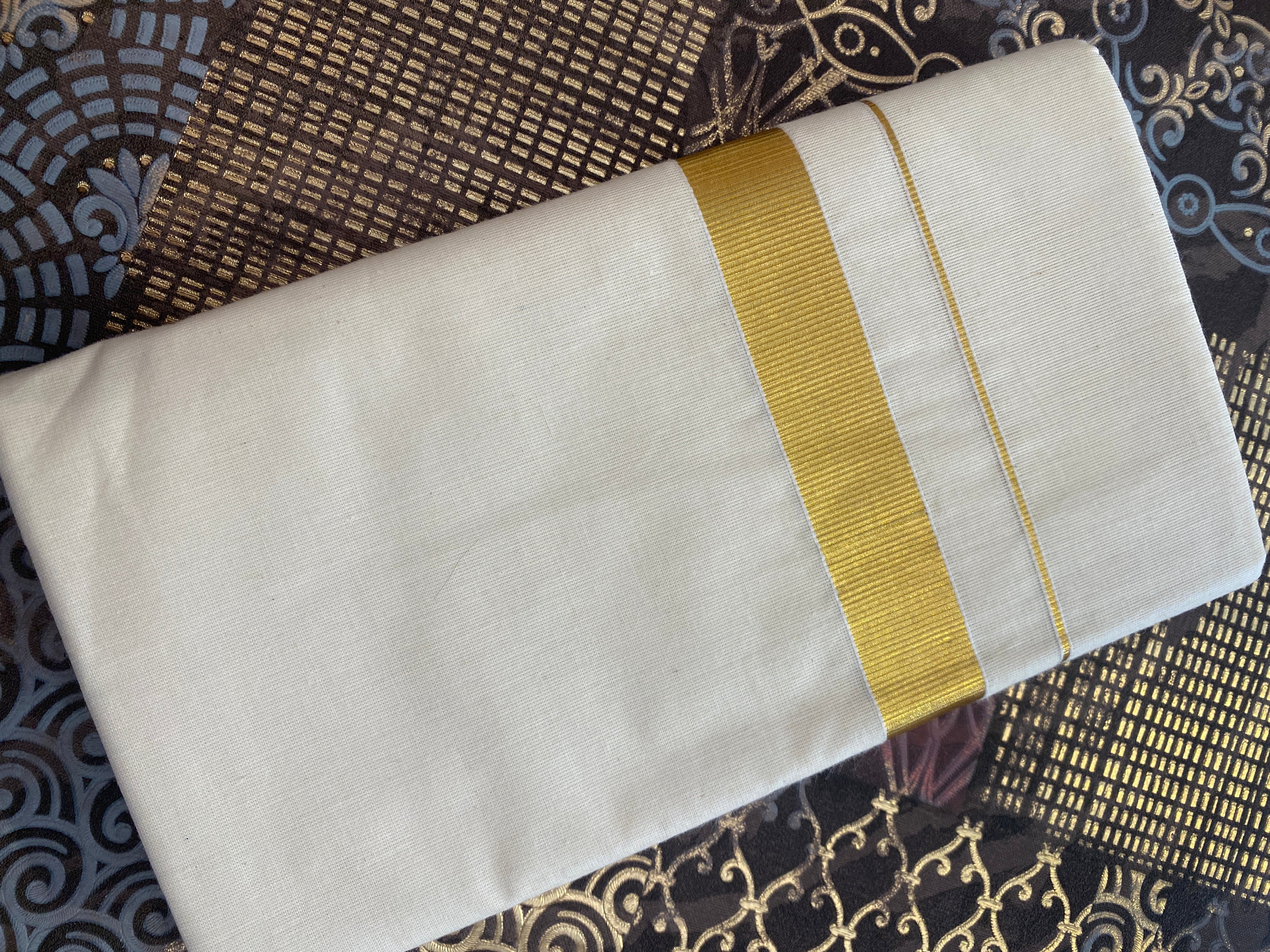 Hiranya H010 – Golden Kasavu Dhoti