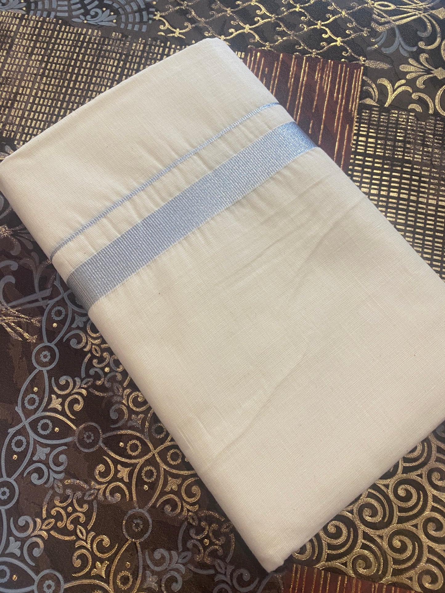Rajatha R007 - Silver Zari Border Dhoti