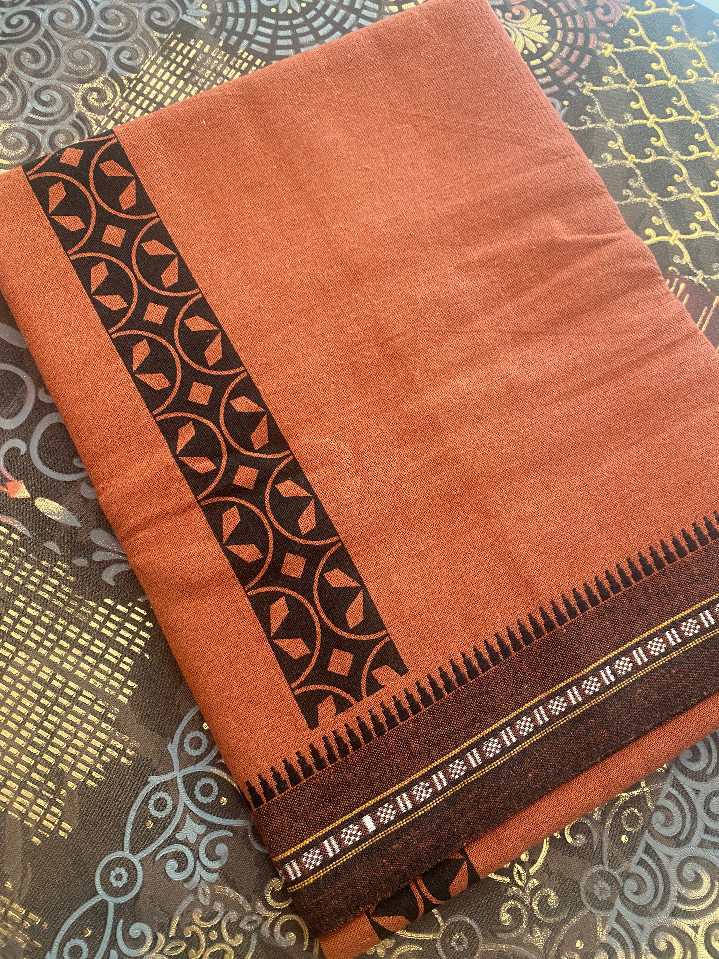 Premium Kaavi Dhoti – Classic Printed Kara
